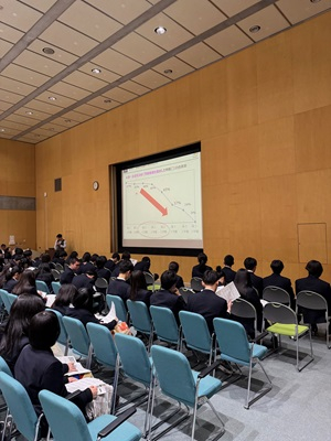 071222　２年次進路指導会03